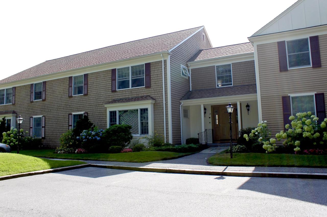 39 Tower Hill Road - Photo 1