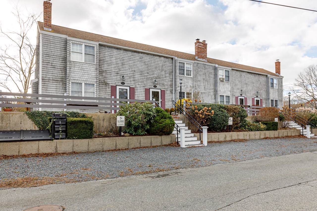 28 Winthrop Street - Photo 1