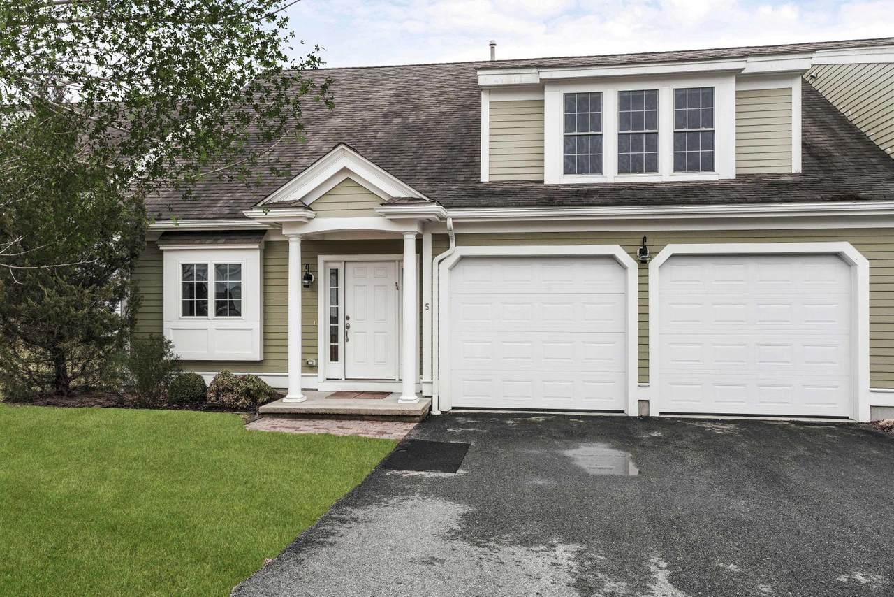 5 Eighth Green Drive - Photo 1