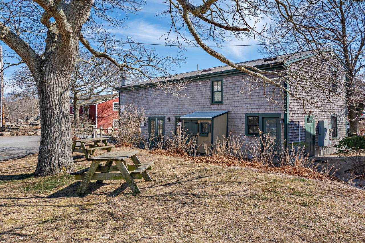43 Race Point Road - Photo 1