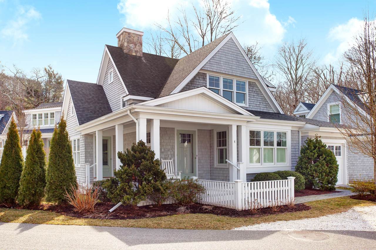 597 Falmouth Highway - Photo 1