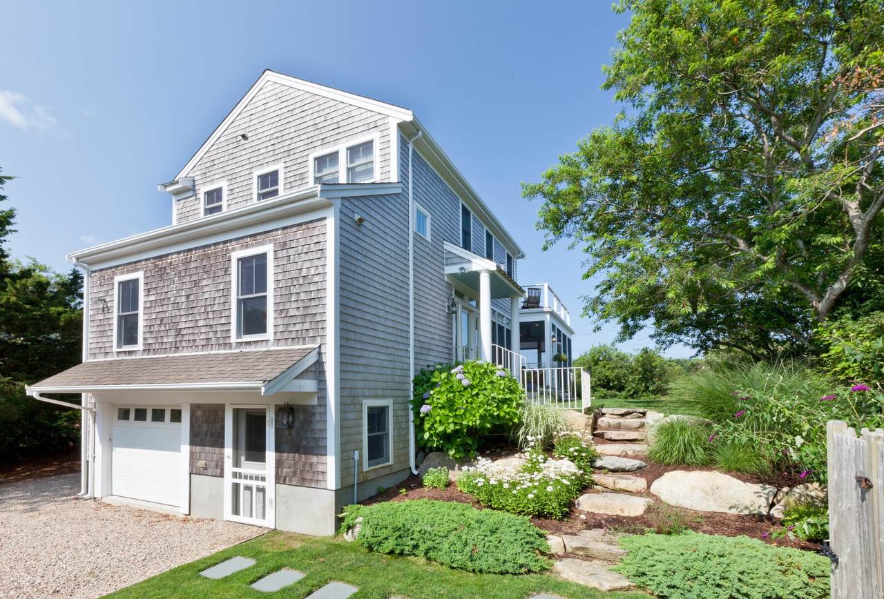 12 Bayberry Lane - Photo 1
