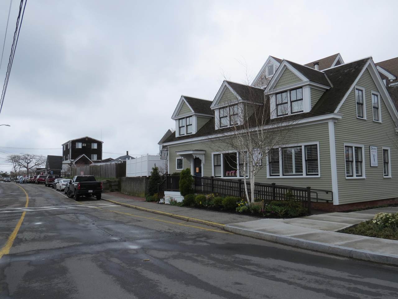 135 Bradford Street - Photo 1