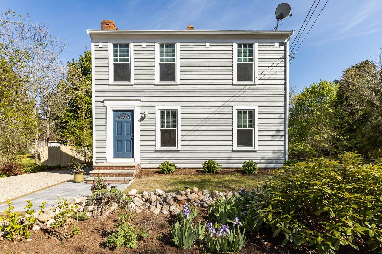 1020 Old Falmouth Road - Photo 1