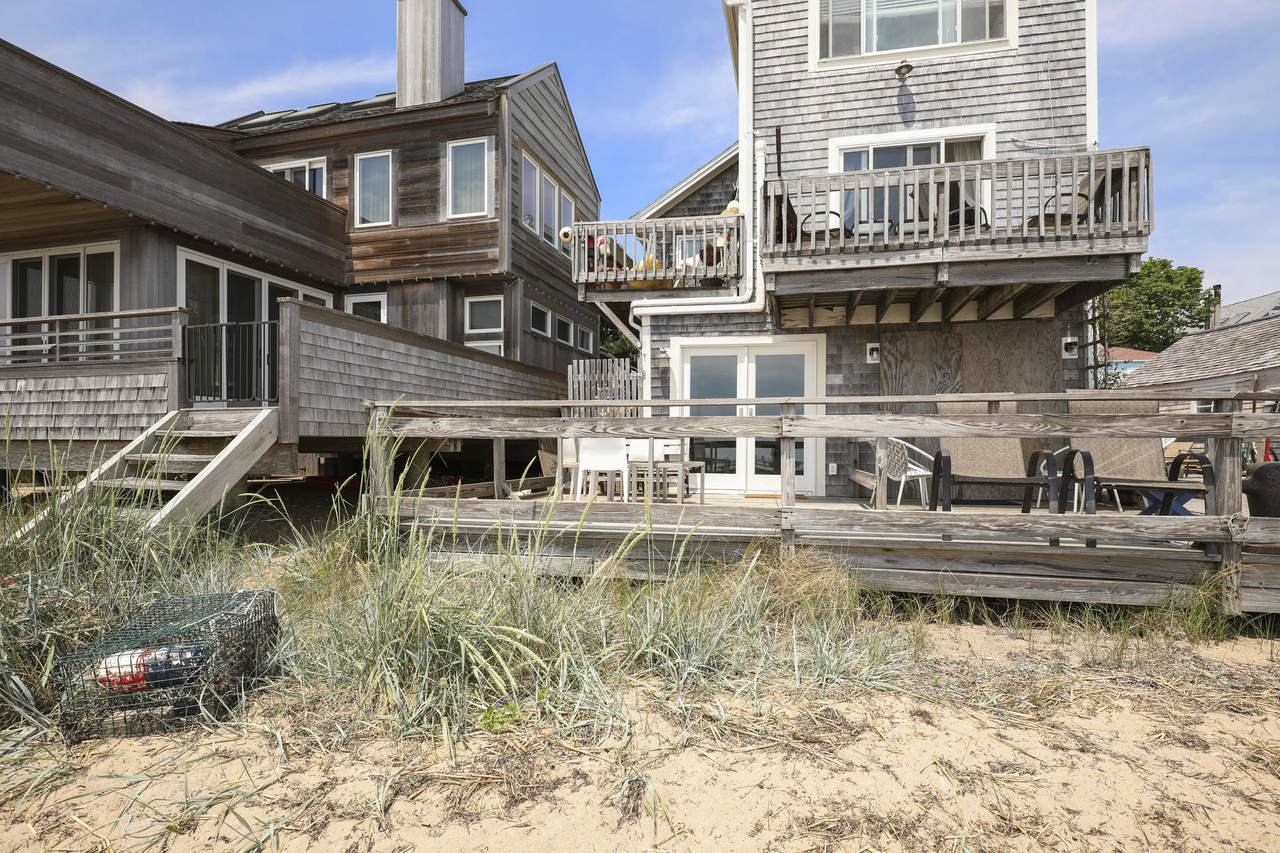 353 Commercial Street - Photo 1