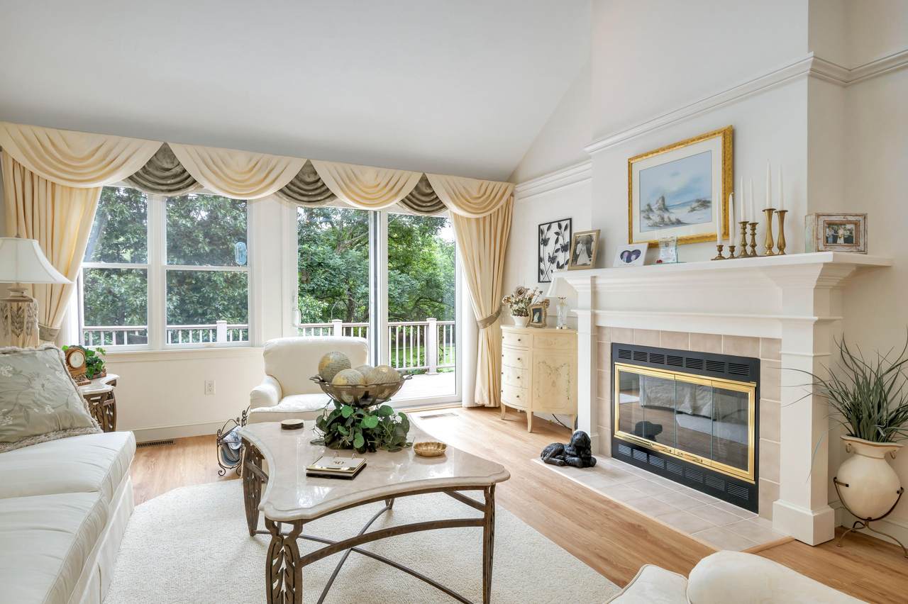 15 Wildflower Lane - Photo 1