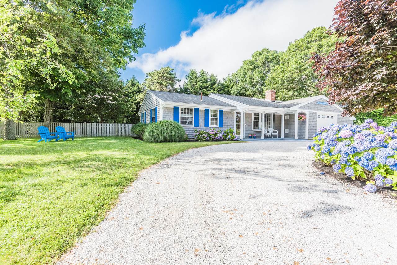 32 Bishops Terrace - Photo 1