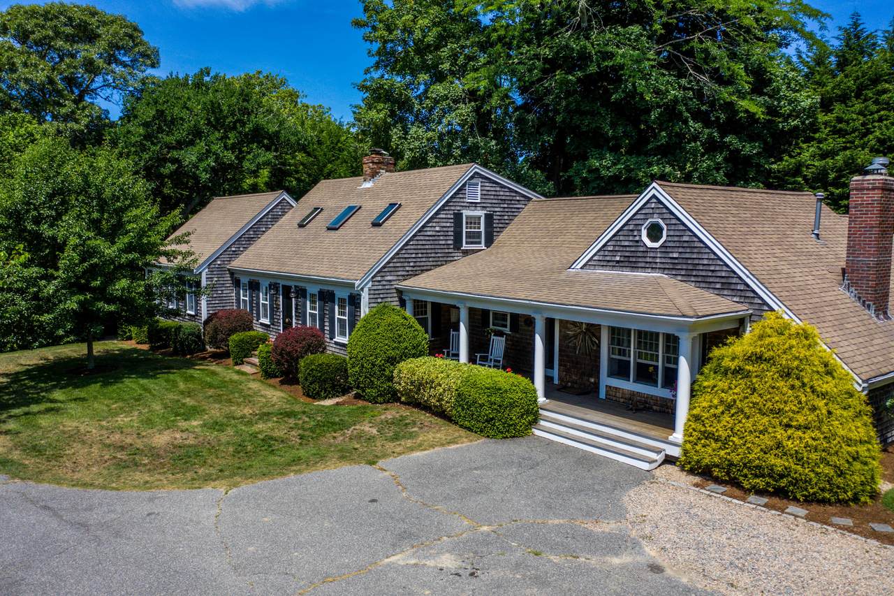 96 Breakwater Road - Photo 1