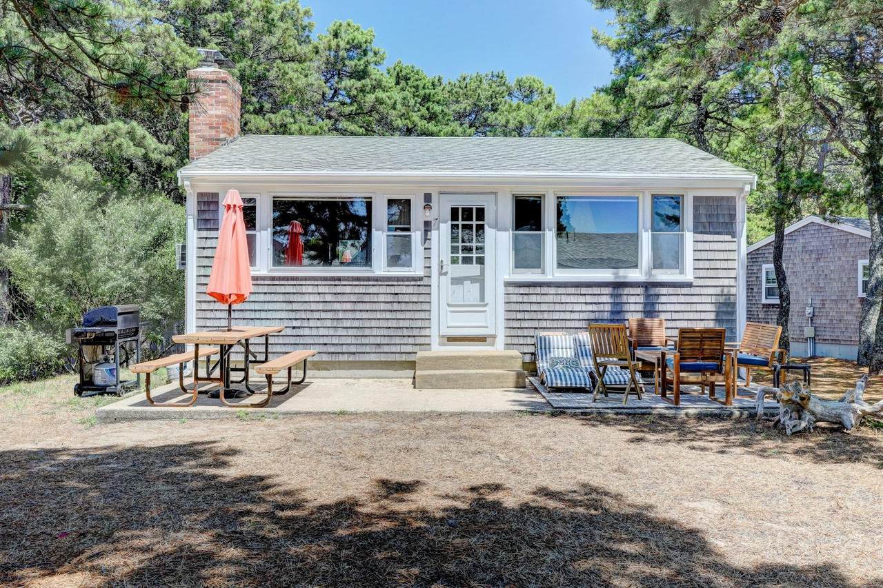 100 Hiawatha Road - Photo 1