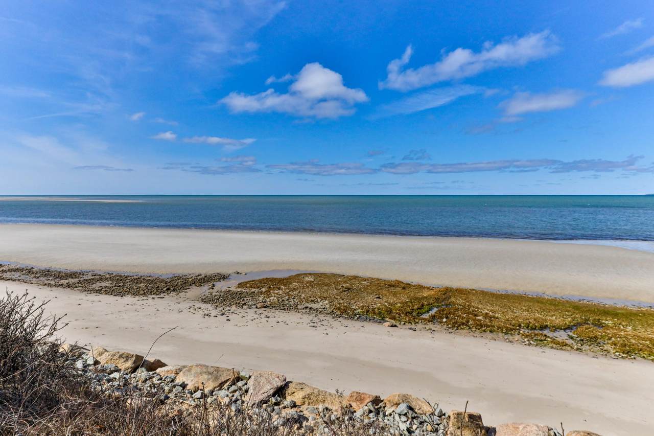 35 Captain Dunbar Road - Photo 1