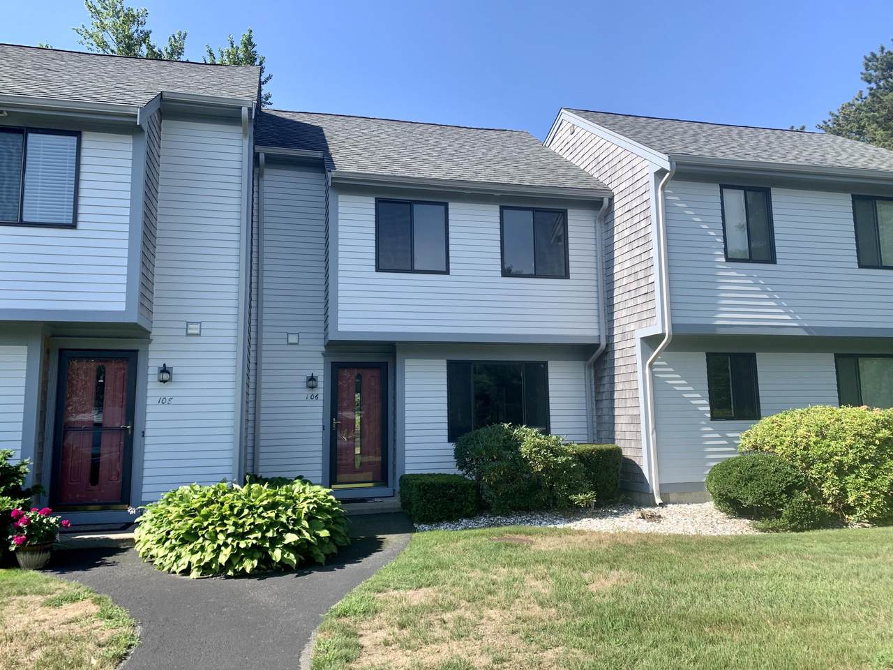 106 Court Way - Photo 1