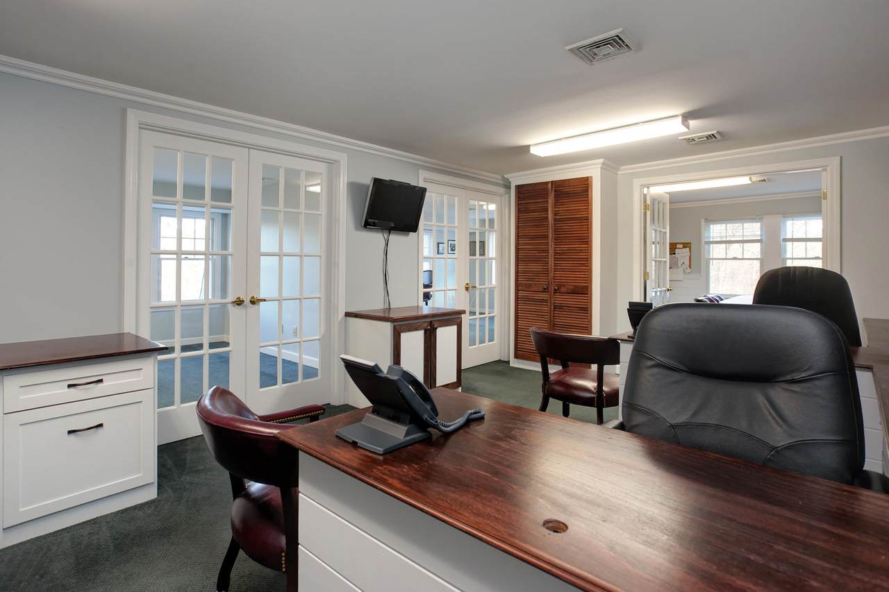 1046 Main Street - Photo 1