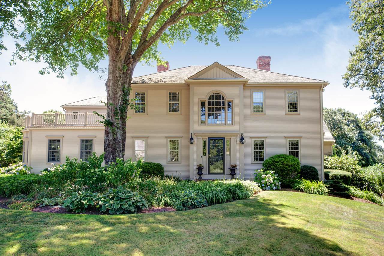 57 Angela Way - Photo 1