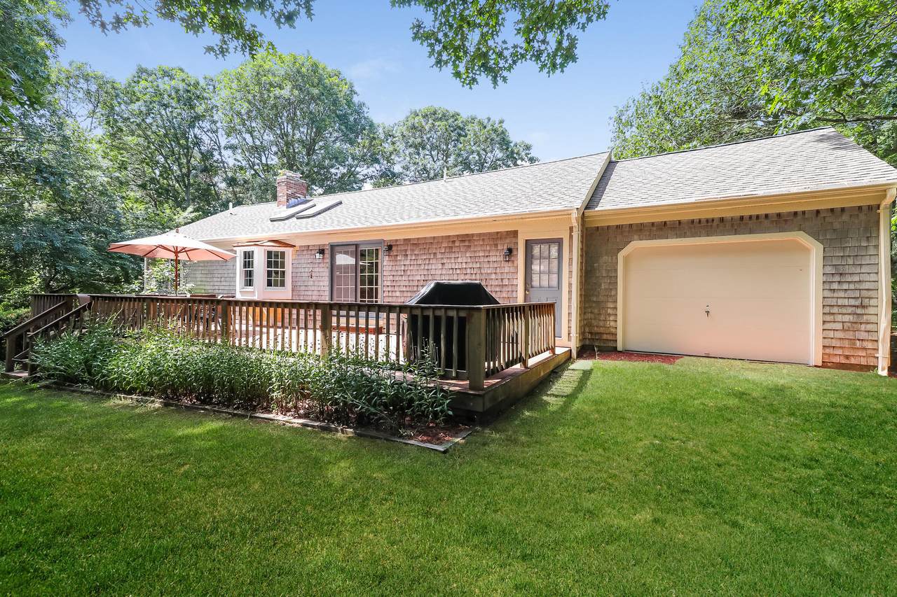 8 Trudy Circle - Photo 1