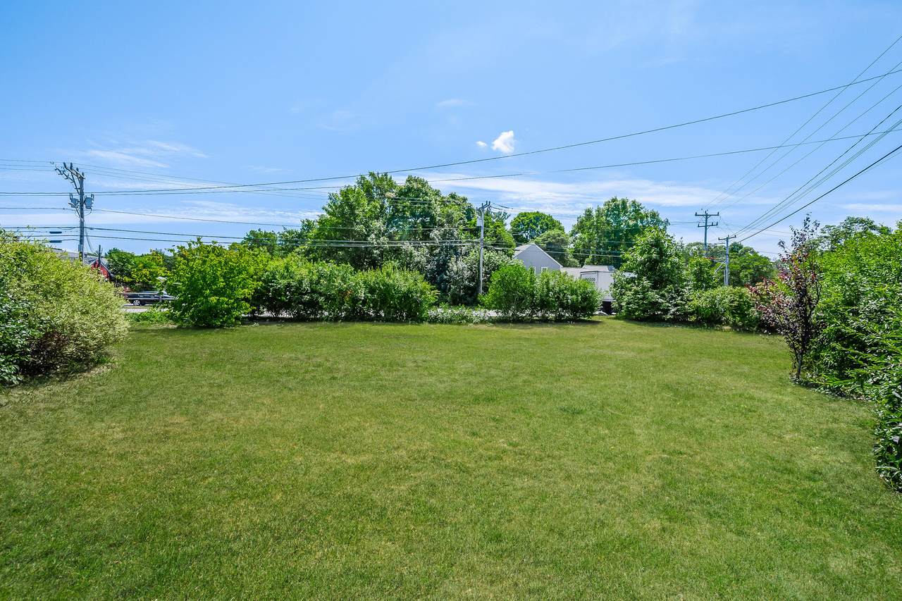 1600 Santuit-Newtown Road - Photo 1
