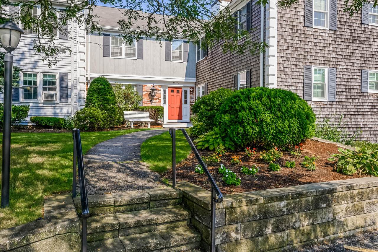 93 Highview Drive - Photo 1