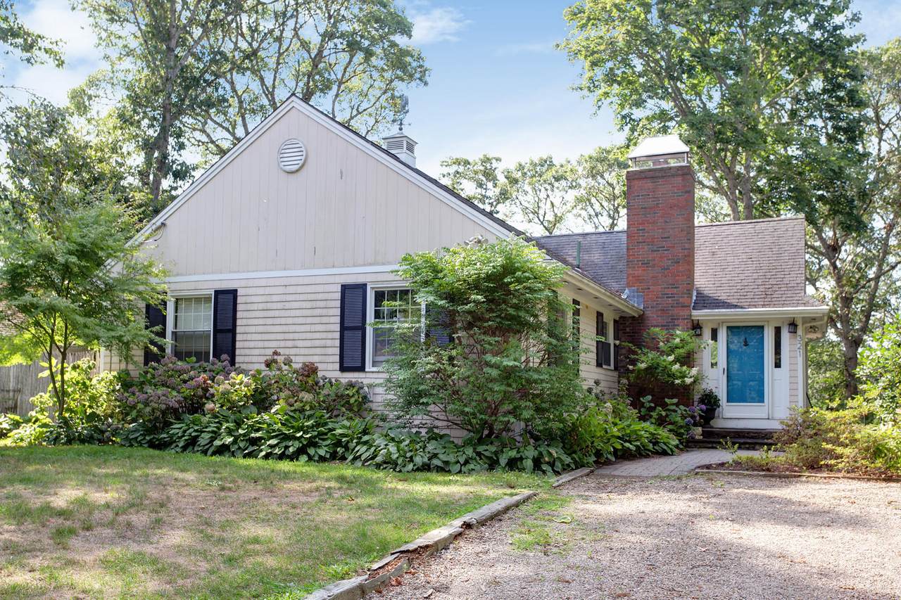 321 Tower Hill Road - Photo 1