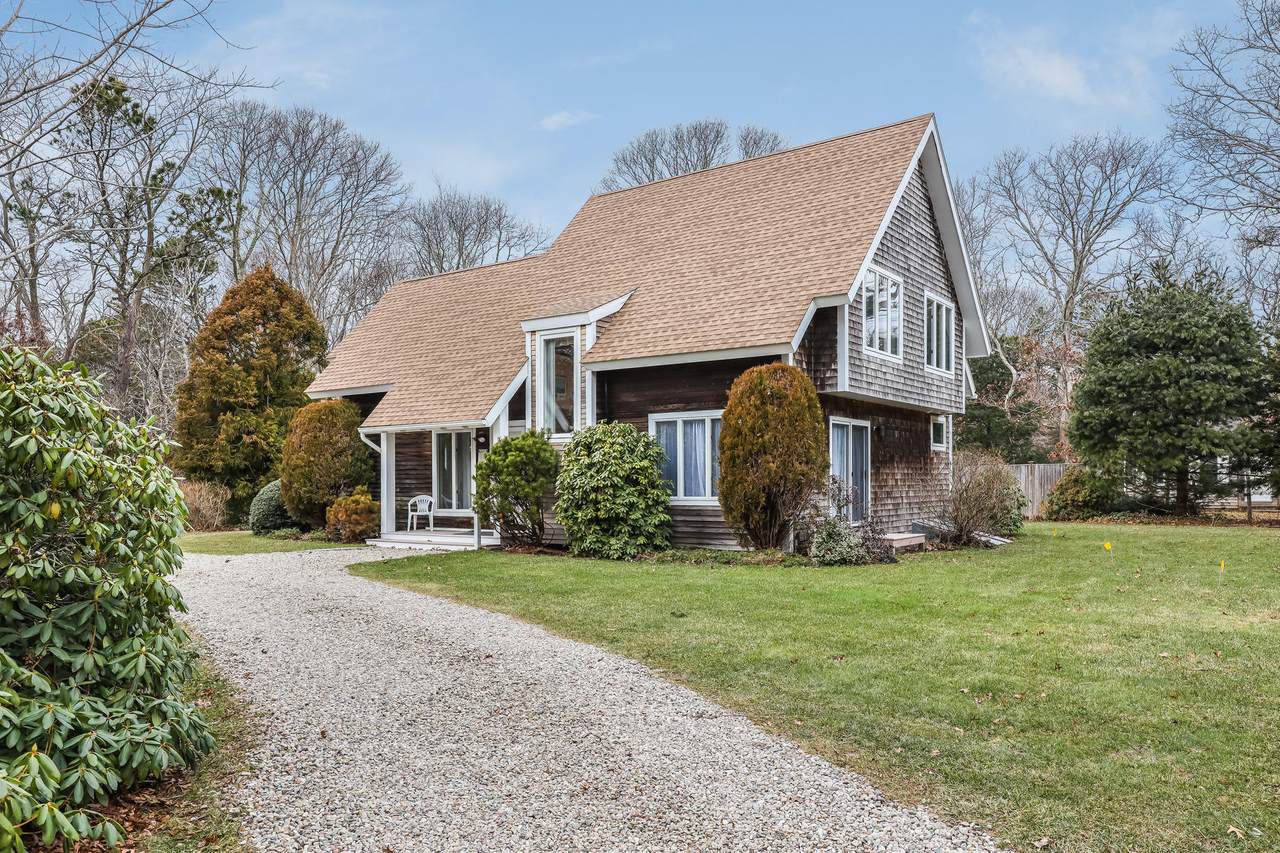 490 Aspinet Road - Photo 1