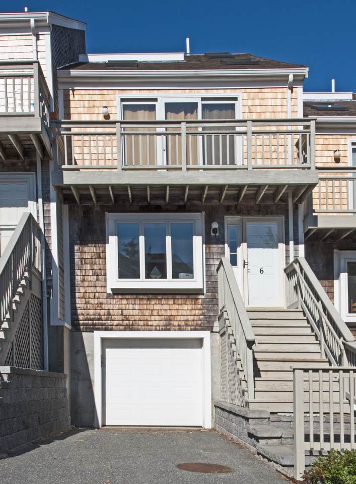 100 Bayberry Avenue - Photo 1