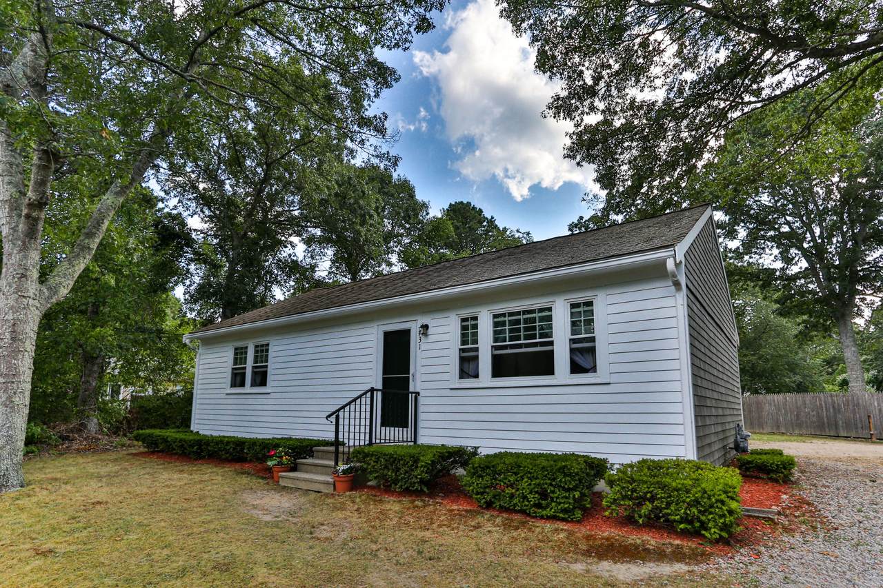 731 Pitchers Way - Photo 1