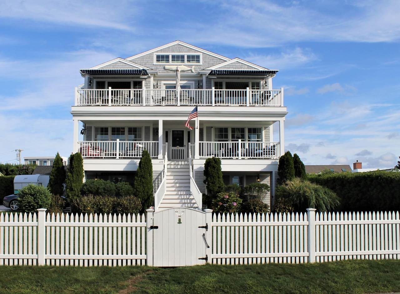 122 Bywater Court - Photo 1