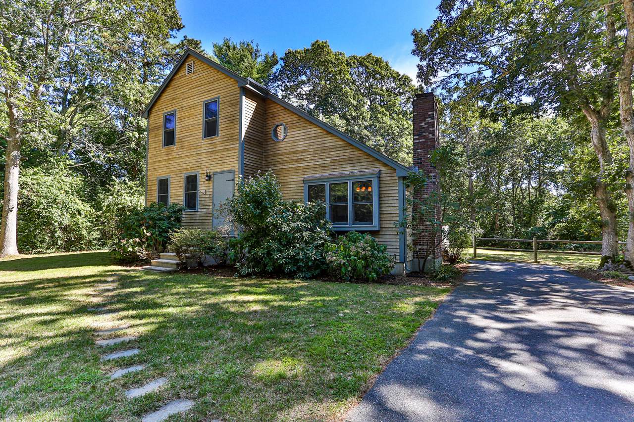 3 Pony Lane - Photo 1