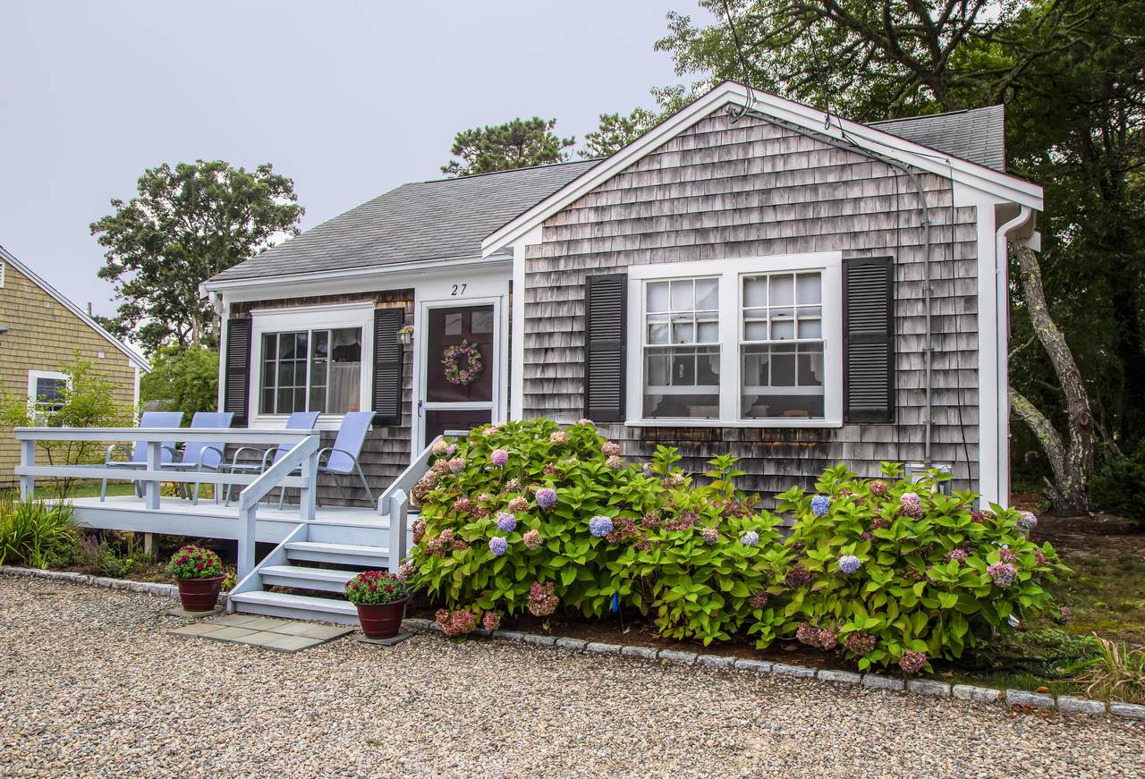 27 Cranberry Lane - Photo 1
