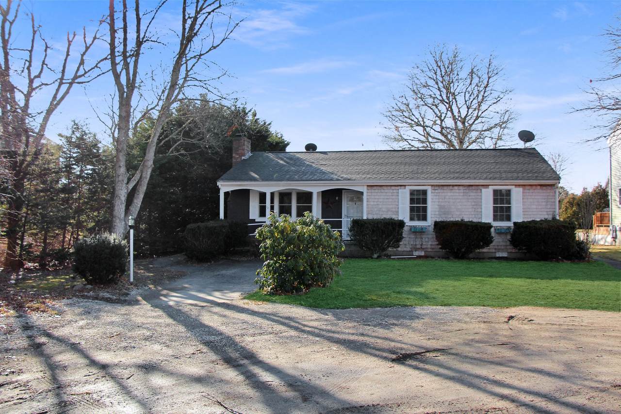 12 Cleveland Circle - Photo 1