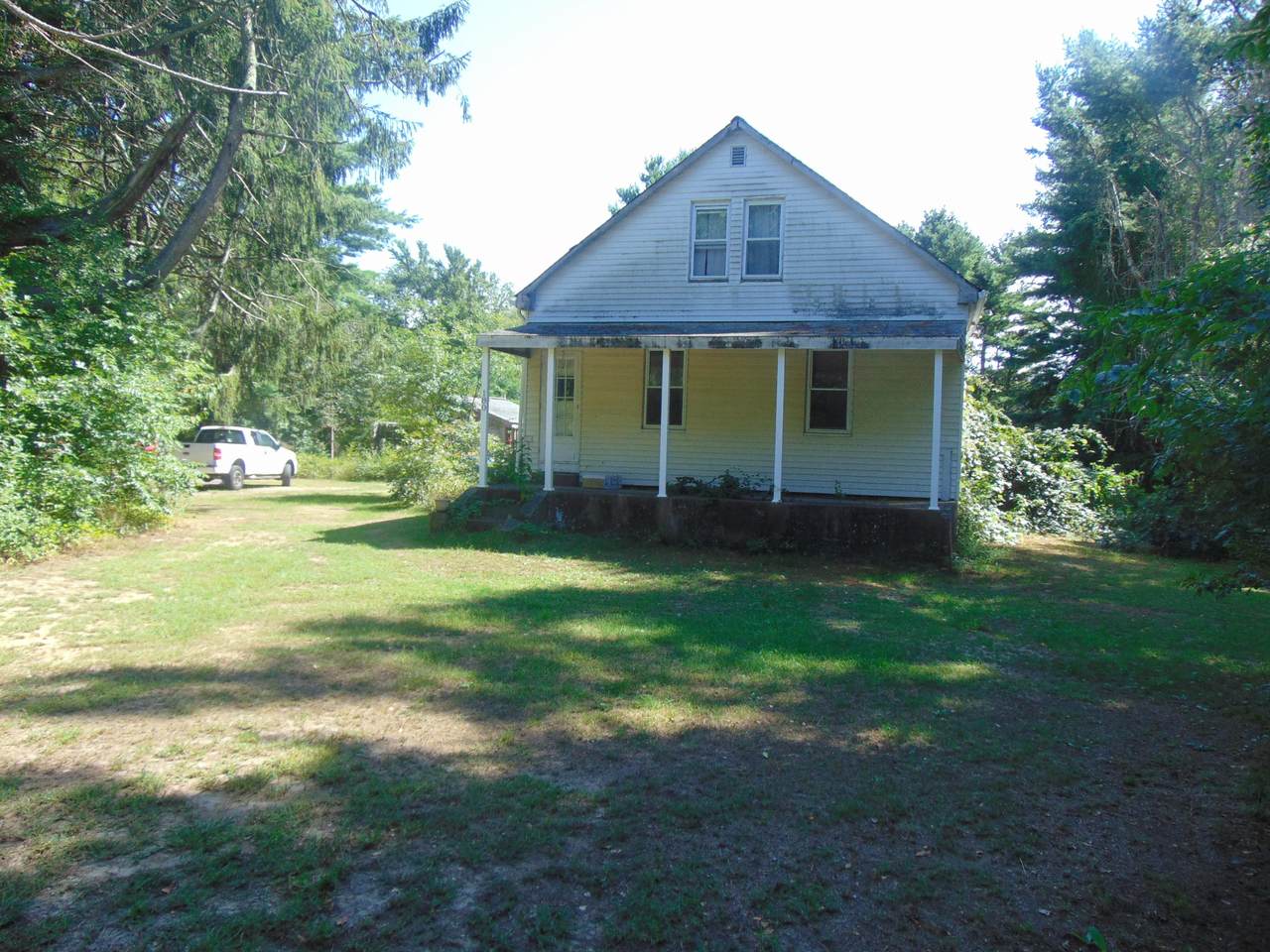 180 New Bedford Road - Photo 1