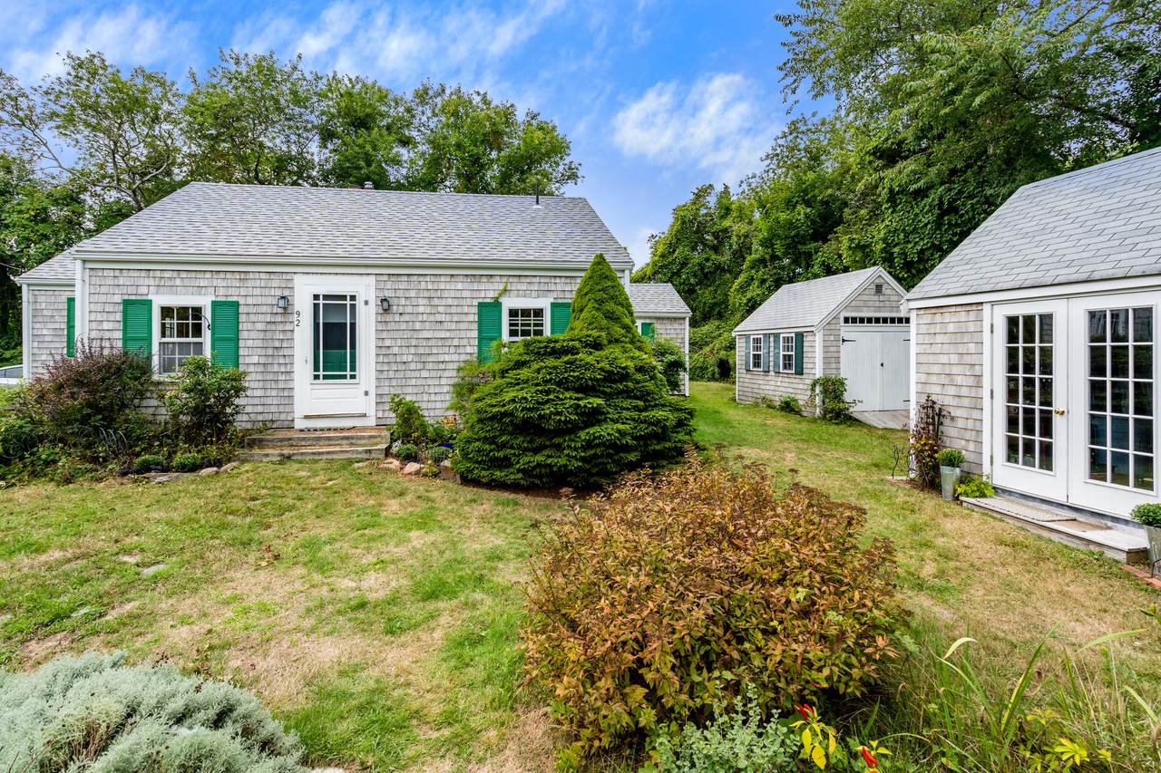 92 Six Penny Lane - Photo 1