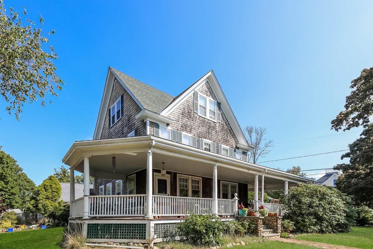 43 Beach Street - Photo 1
