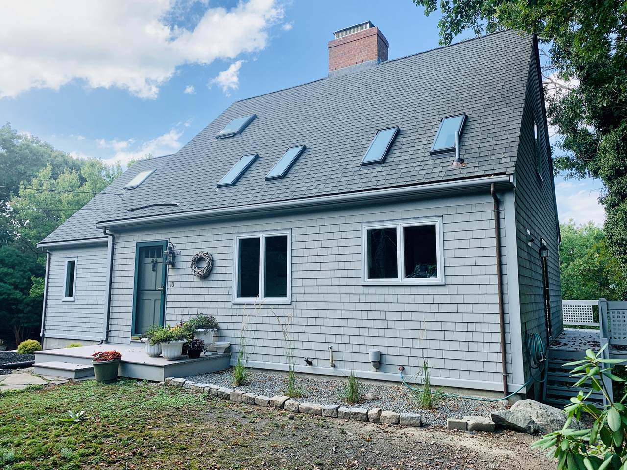 10 Shaw Street - Photo 1