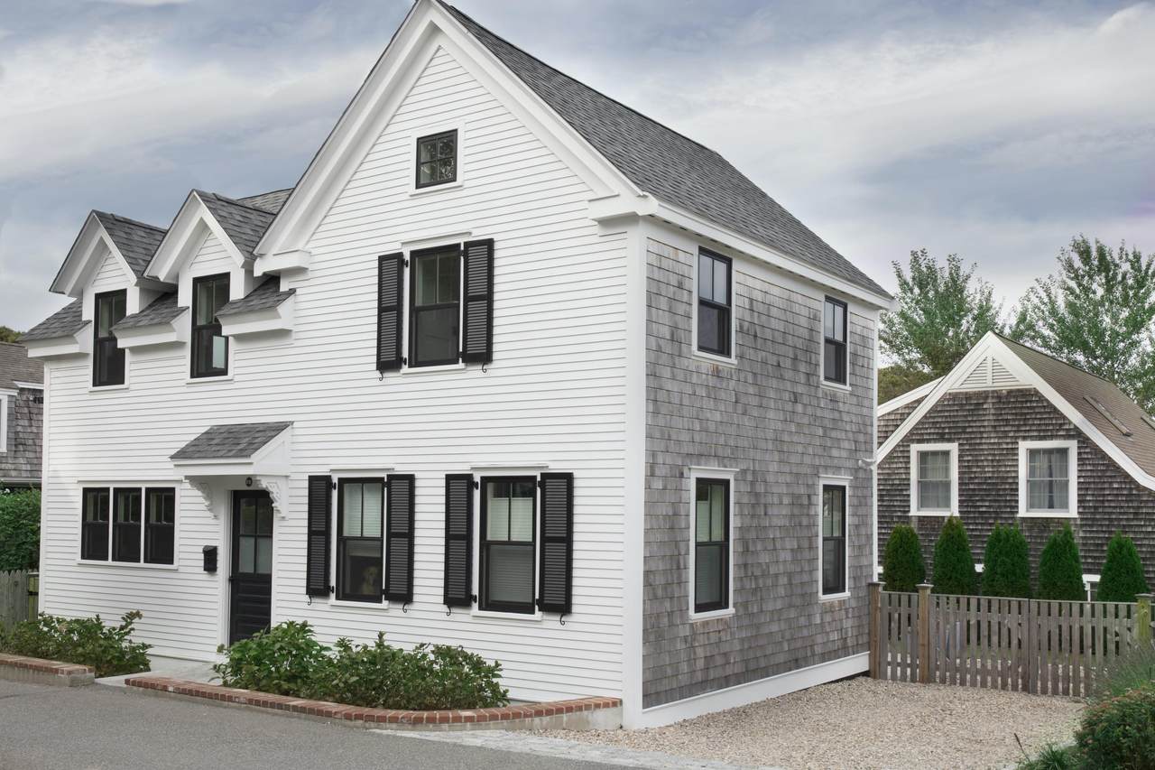 19 Bangs Street - Photo 1