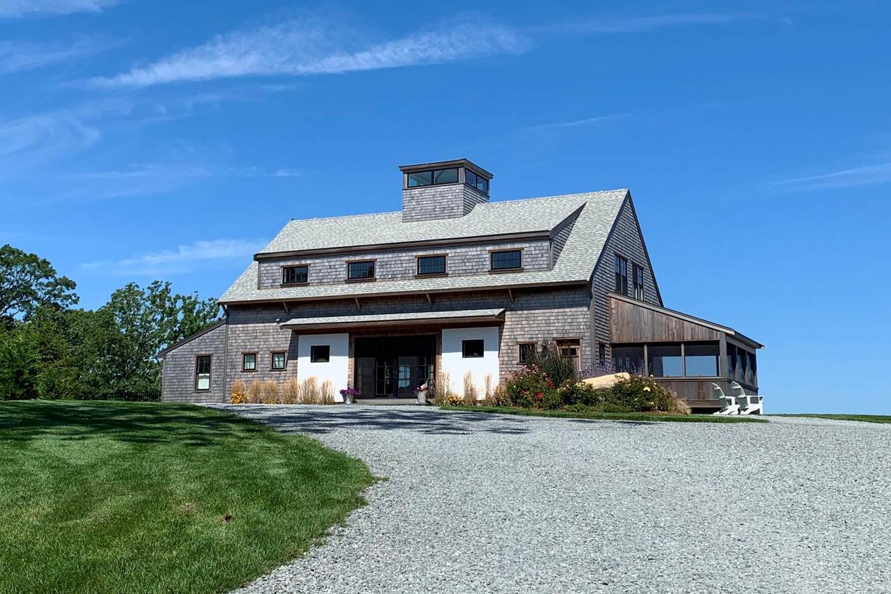 137 Maushop Avenue - Photo 1