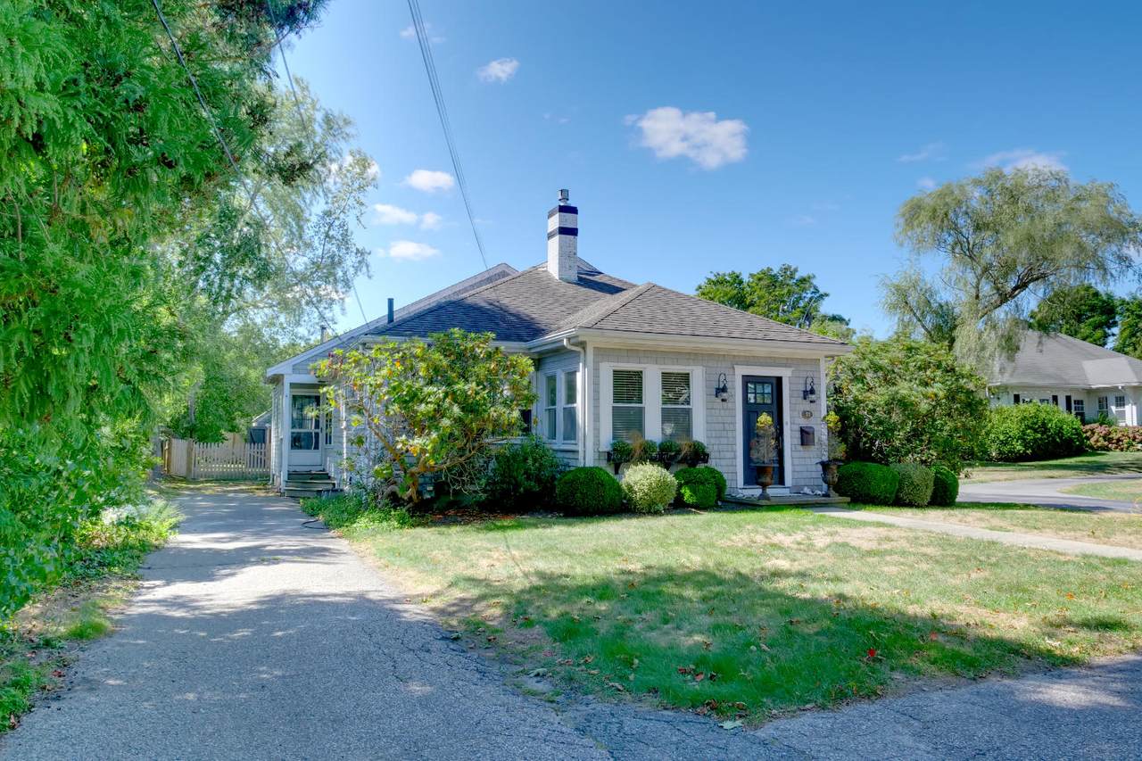 21 Sunset Lane - Photo 1