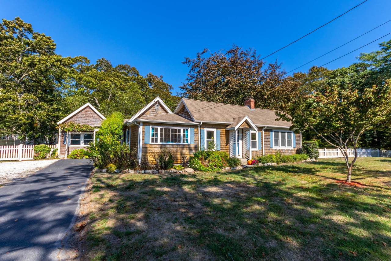 4 Forest Street - Photo 1