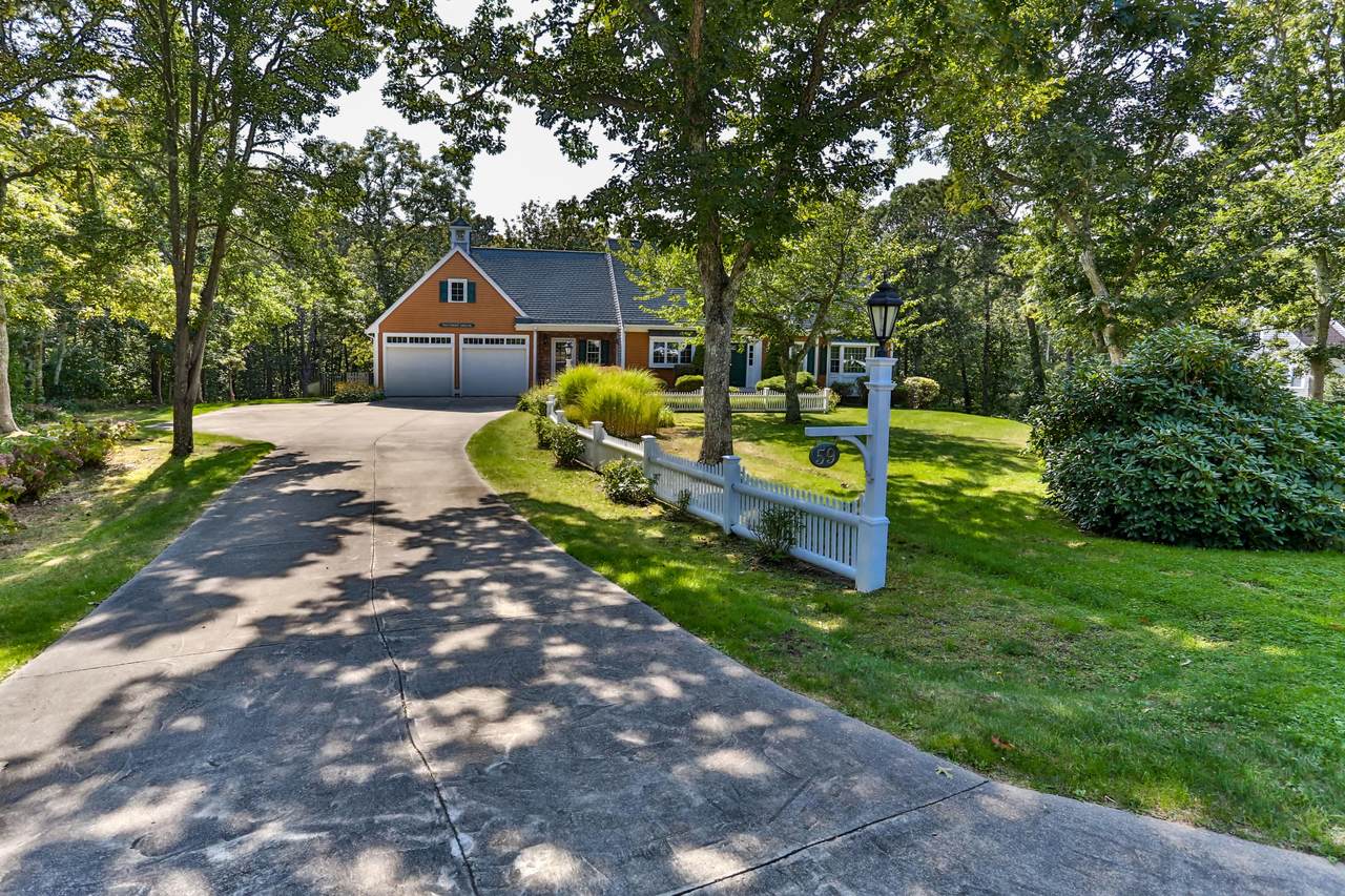 59 Hillcrest Drive - Photo 1