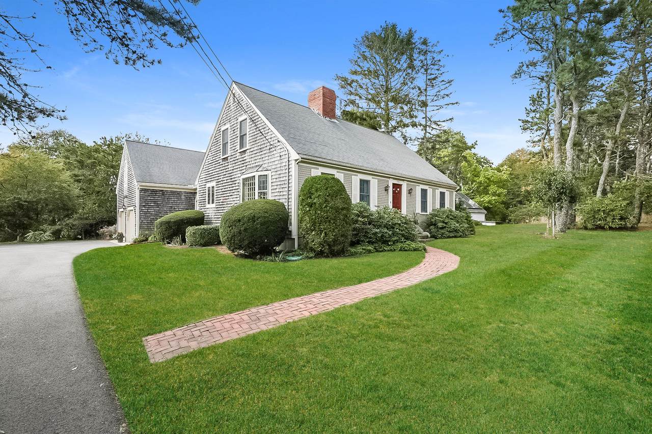 206 South Street - Photo 1