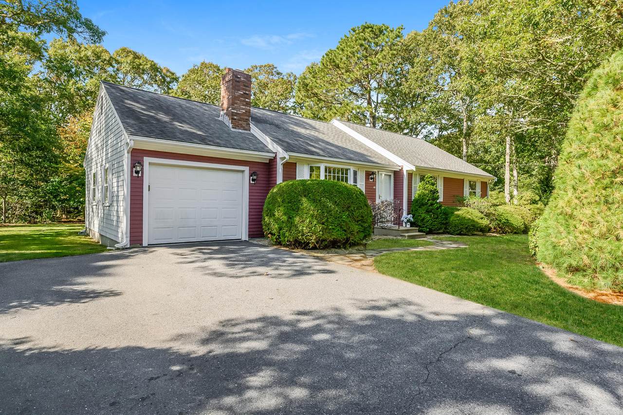 62 Sheffield Road - Photo 1