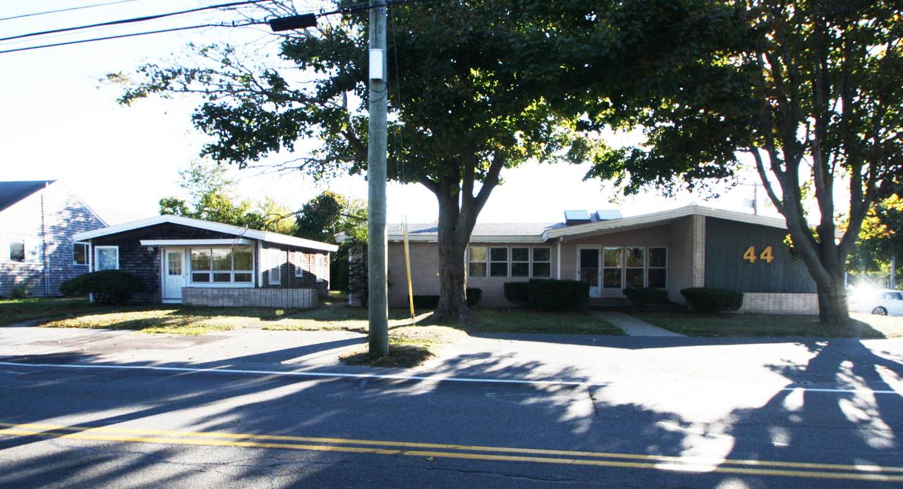 44 Scranton Avenue - Photo 1
