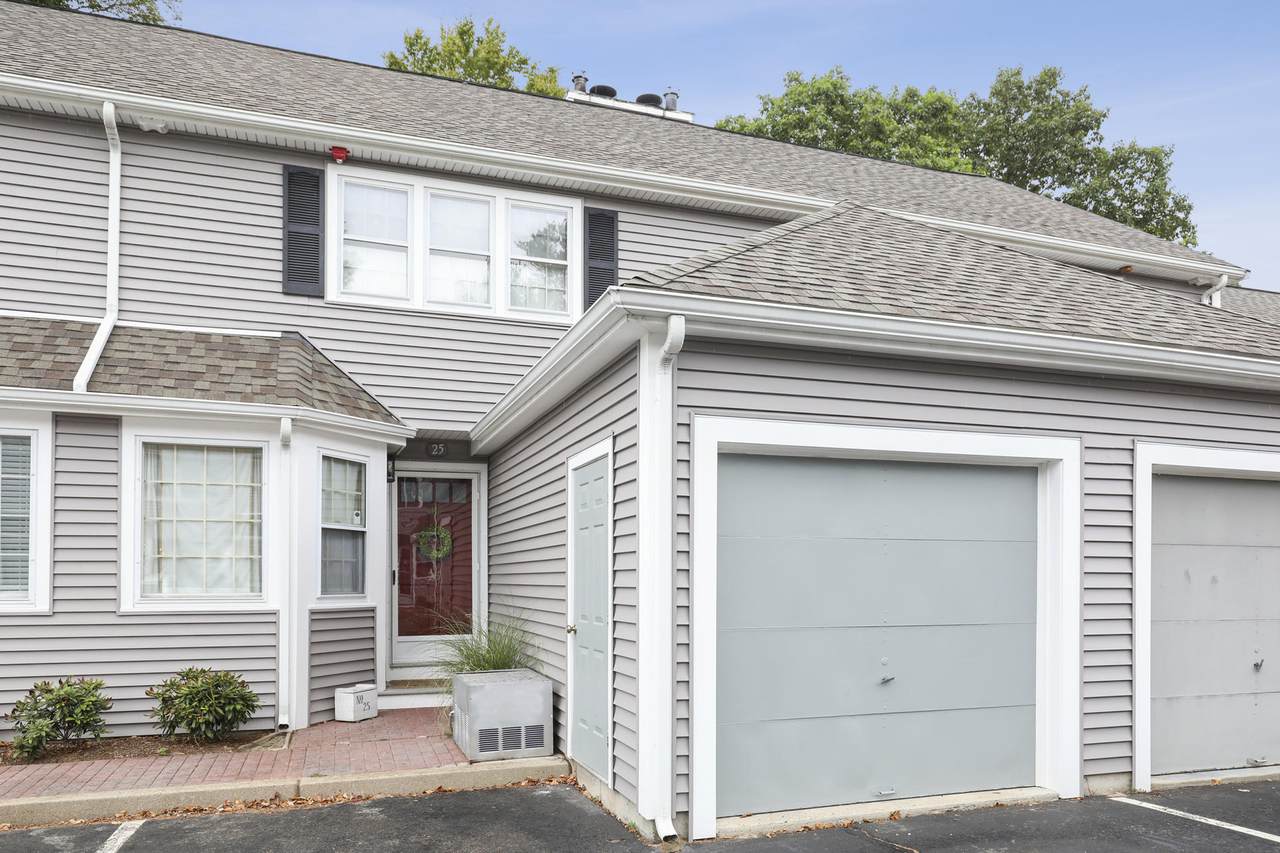 1559 Bay Street - Photo 1