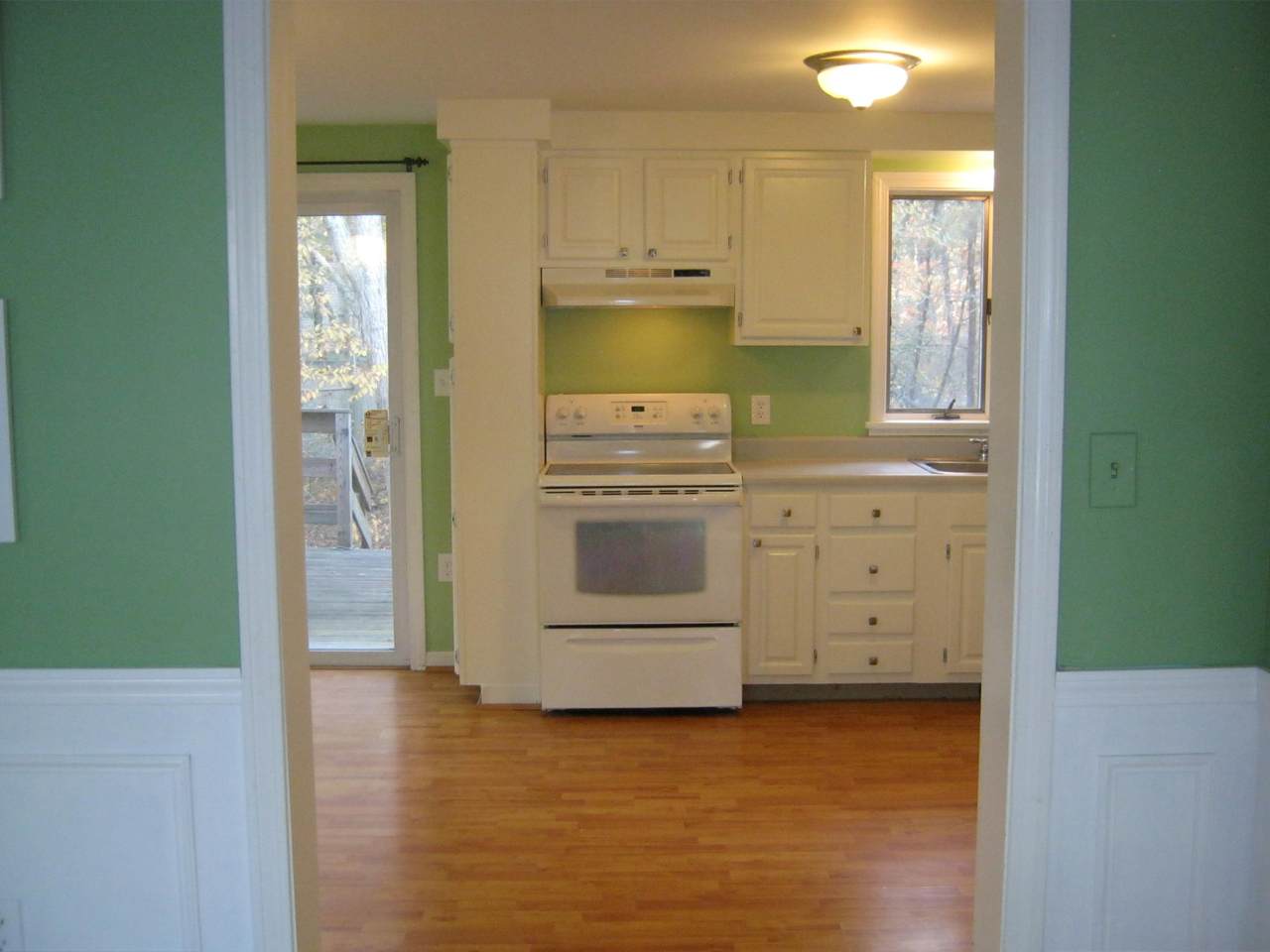 96 Queen Anne Road - Photo 1