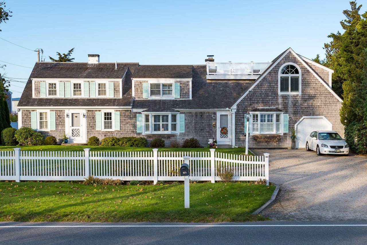 118 Bridge Street - Photo 1