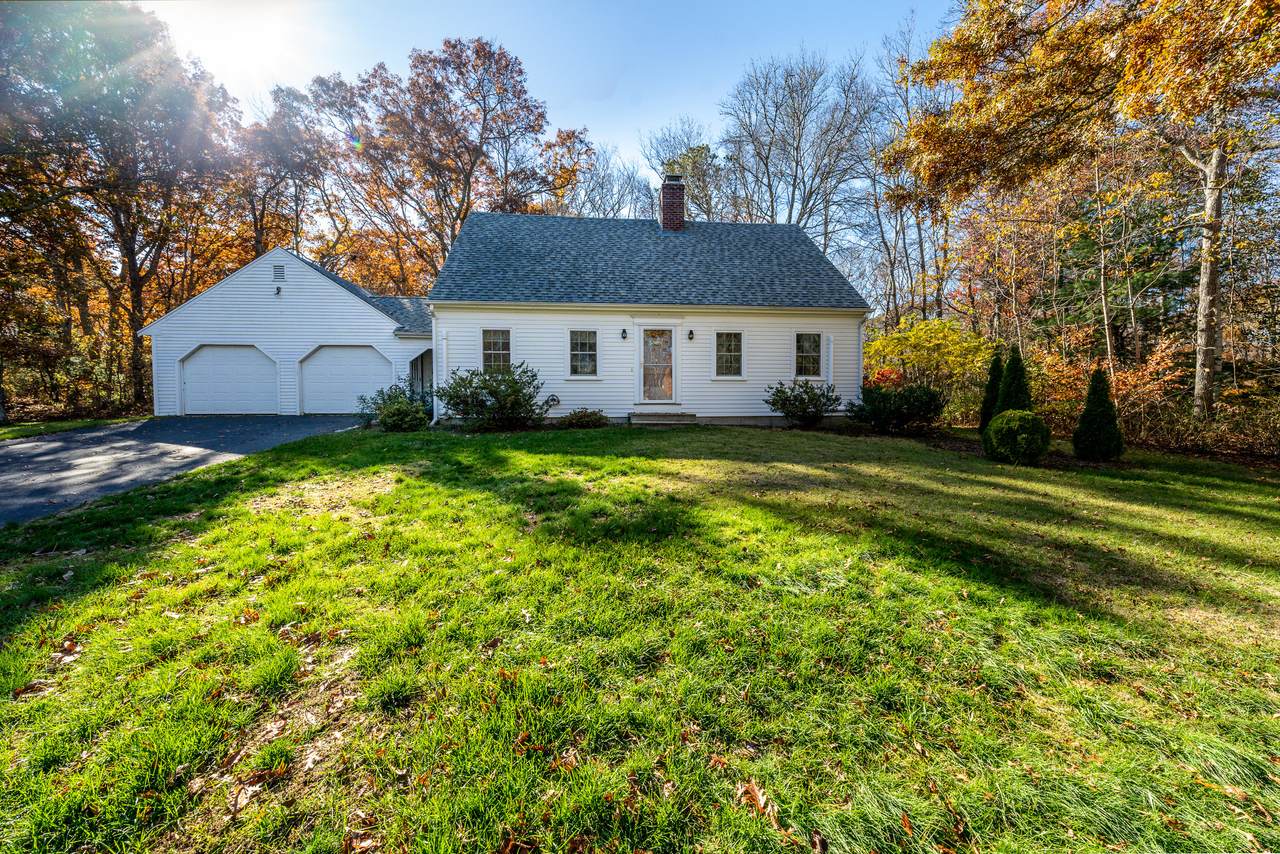8 Sea Meadow Drive - Photo 1