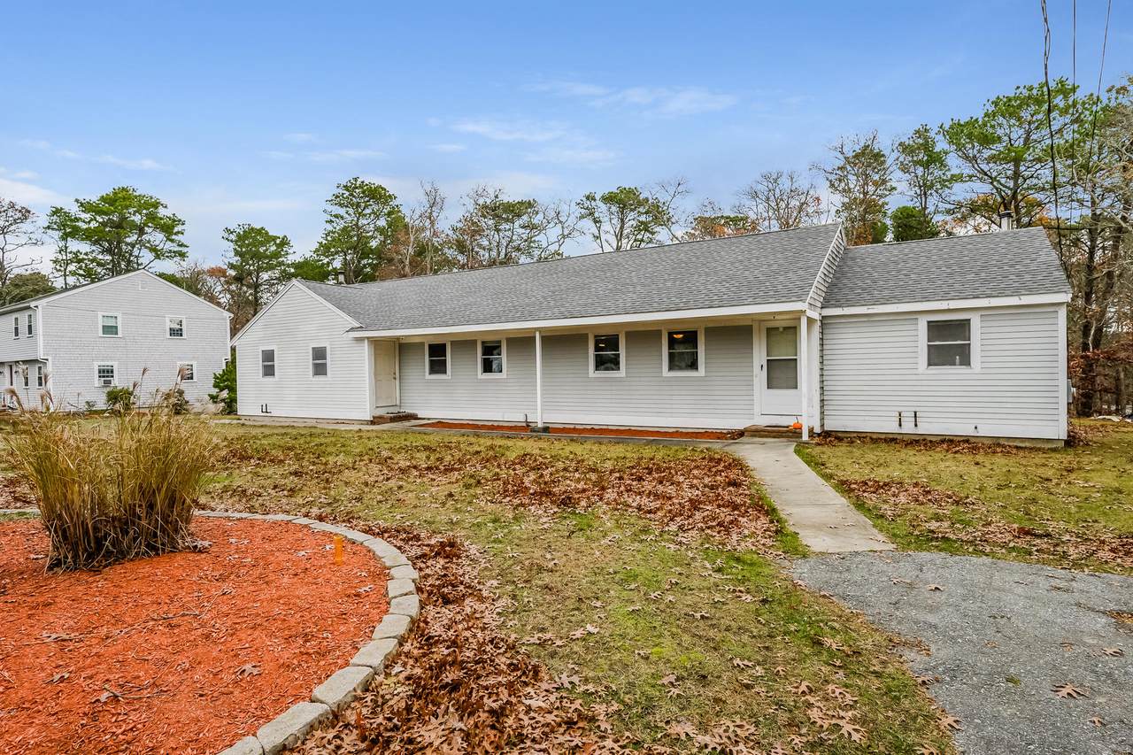26-28 Blackberry Lane - Photo 1