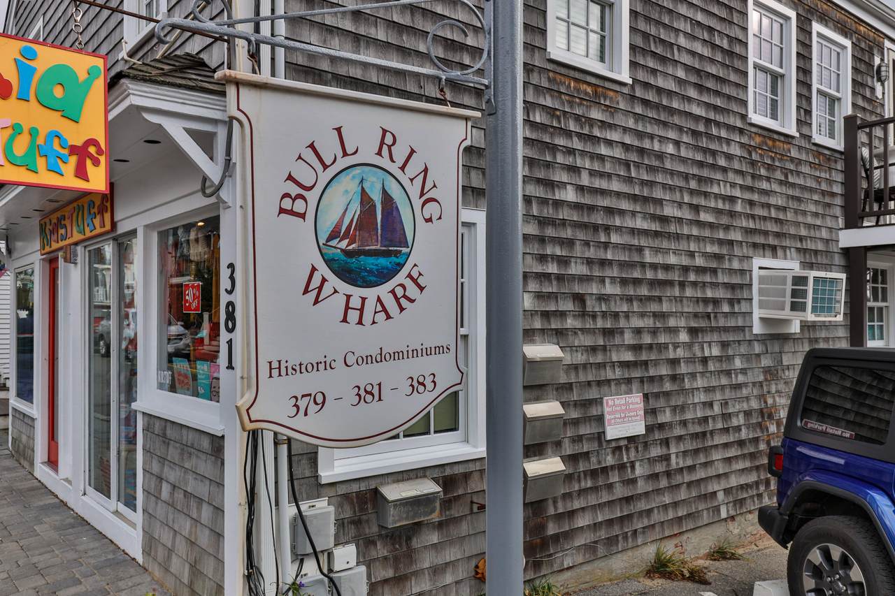 381 Commercial Street - Photo 1