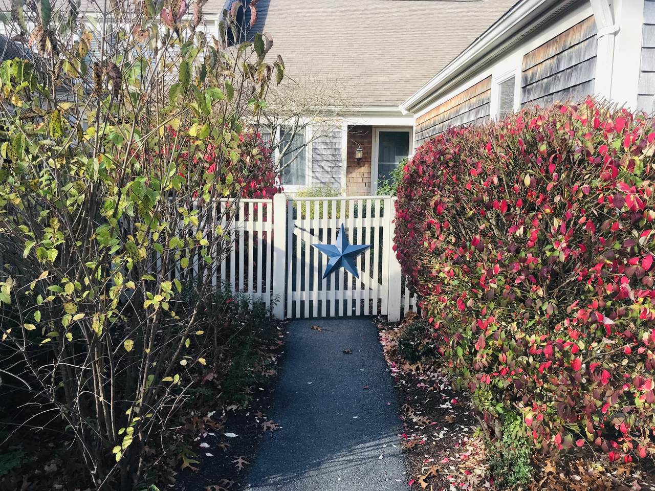 29 Kates Path - Photo 1