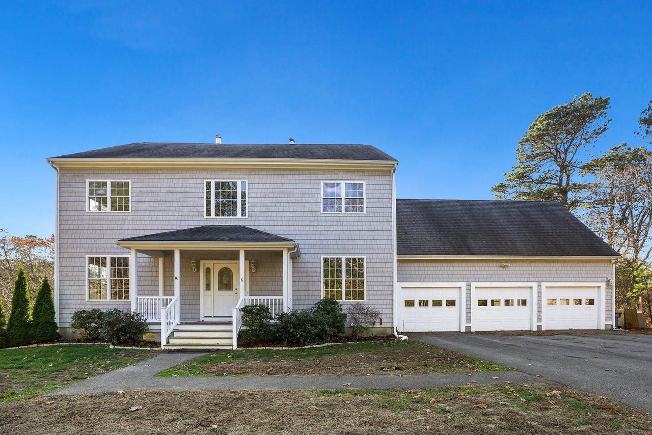 6 Burgess Point Road - Photo 1
