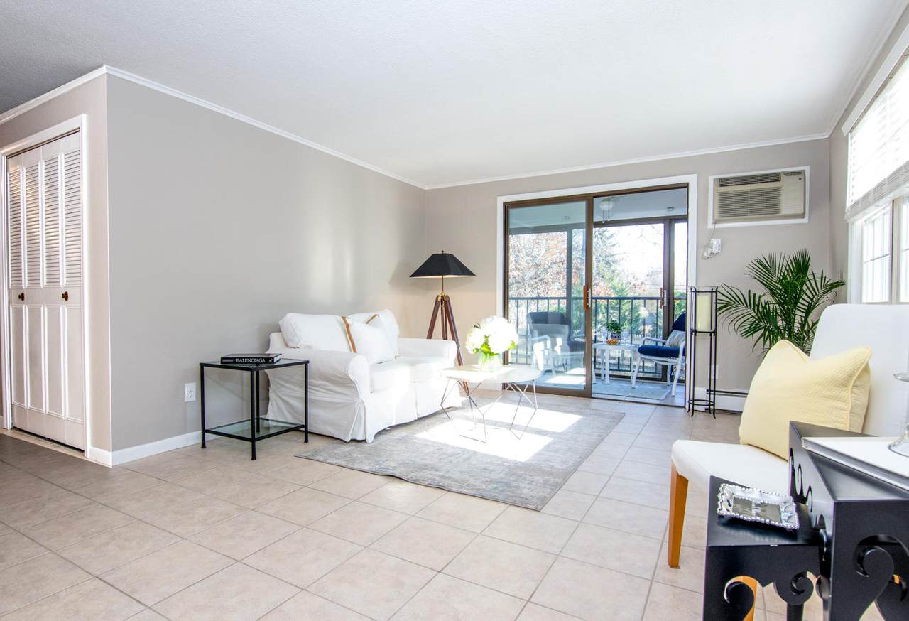 12 Candlewood Lane - Photo 1