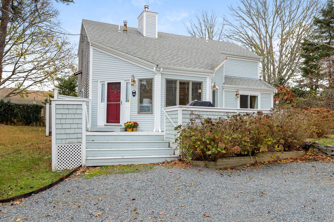 506 Crowell Road - Photo 1